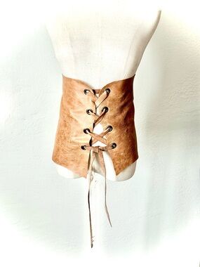 1-of-1 Vintage Whimsygoth Tan Leather Corset Belt & Matching Crossbody Bag